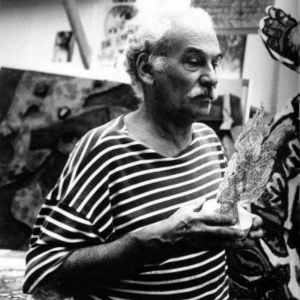 An image of the artist, Theo Tobiasse.